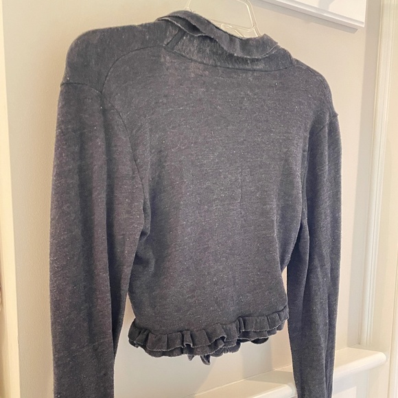 Sweet Pea dark gray cropped long-sleeved tie front sweater size small - Picture 2 of 5